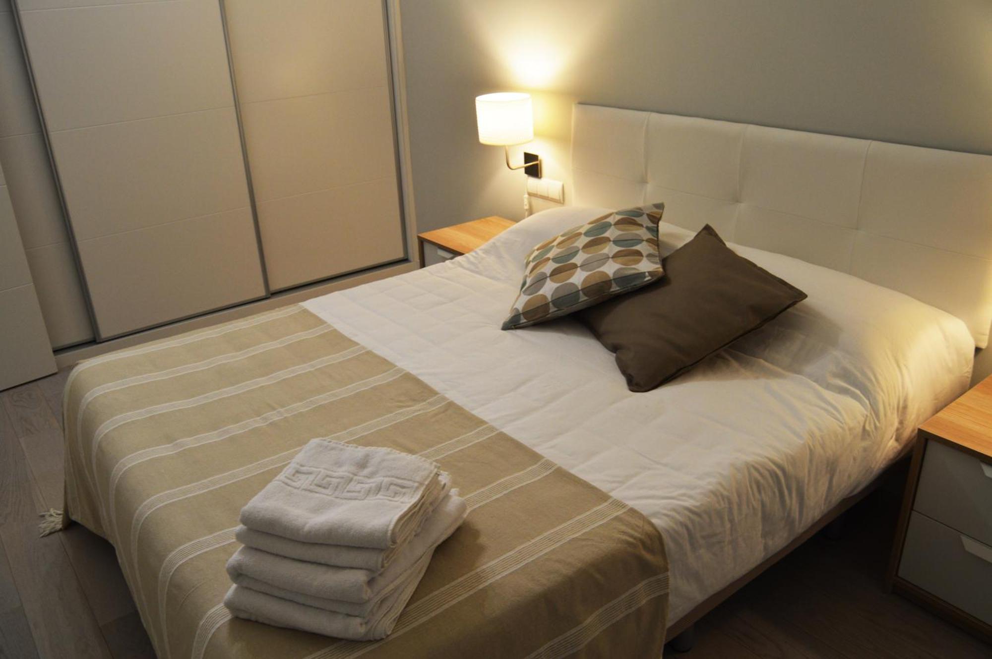 Apartamenticos Plaza Del Pilar I Zaragoza Exterior photo